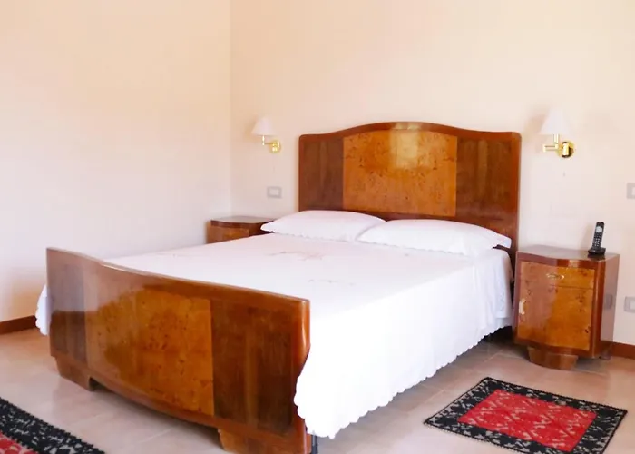 Mostallino Konukevi Assemini