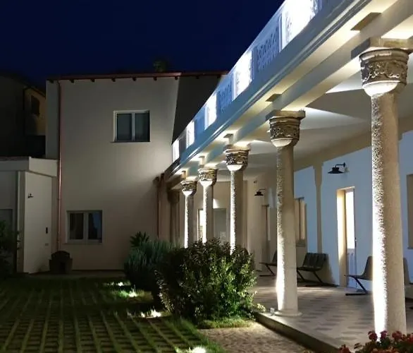 Mostallino Konukevi Assemini